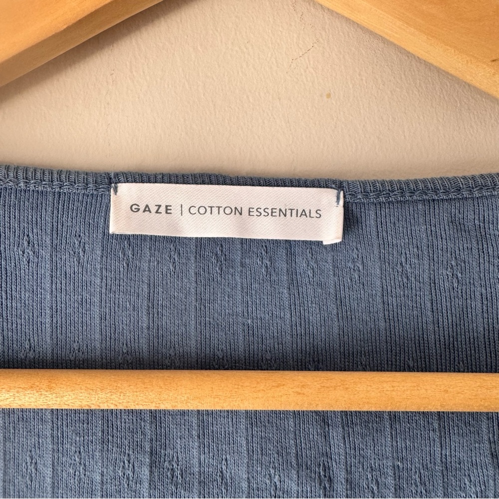 Square neck Top - Picture 5 of 6